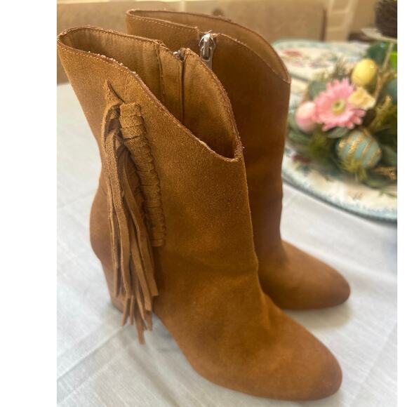 Vtg Charles David Boulder Suede Leather Camel Western Fringe Bootie Boots SZ 7 - Picture 11 of 11